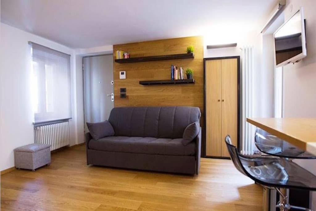 Splendido Monolocale Nel Centro Storico Del Borghetto Apartment Ivrea Exterior photo